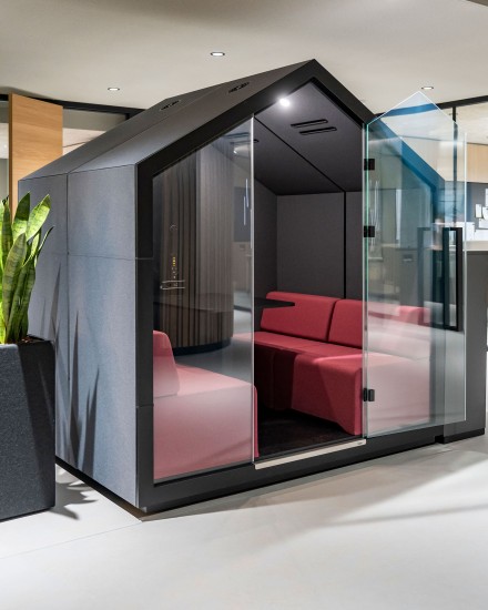 nordneun_besprechungskabine