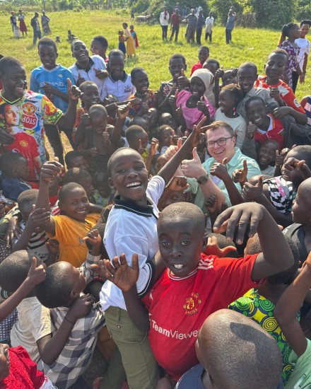 schulprojekt-uganda_kinder